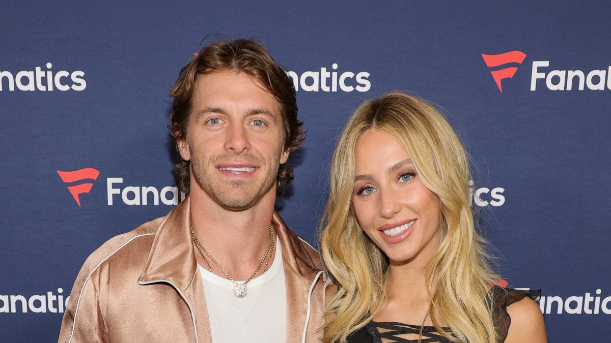 Alix Earle Shares Tearful Video Confirming Her Breakup With Braxton Berrios 2081596974