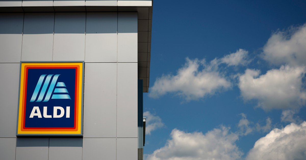 Aldi’s Holiday Lineup Brings Cheer to Your Table