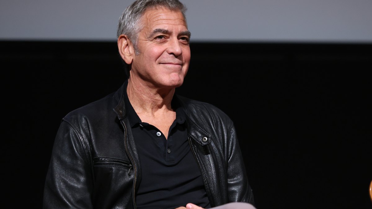 2245939298 George Clooney Tells Jason, Travis Kelce Why He's Never Had an Argument With His Wife