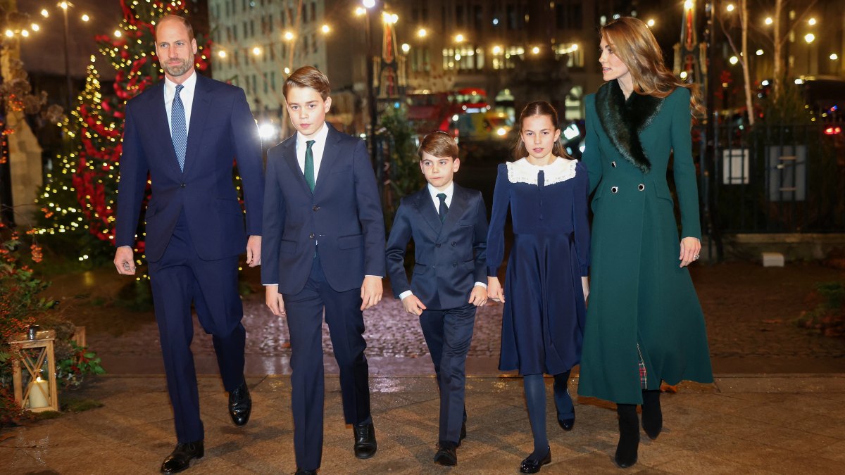 The Royal Family Shares This Years Christmas Card And People Can't Get Over How Much Princess Charlotte Looks Like Kate Middleton