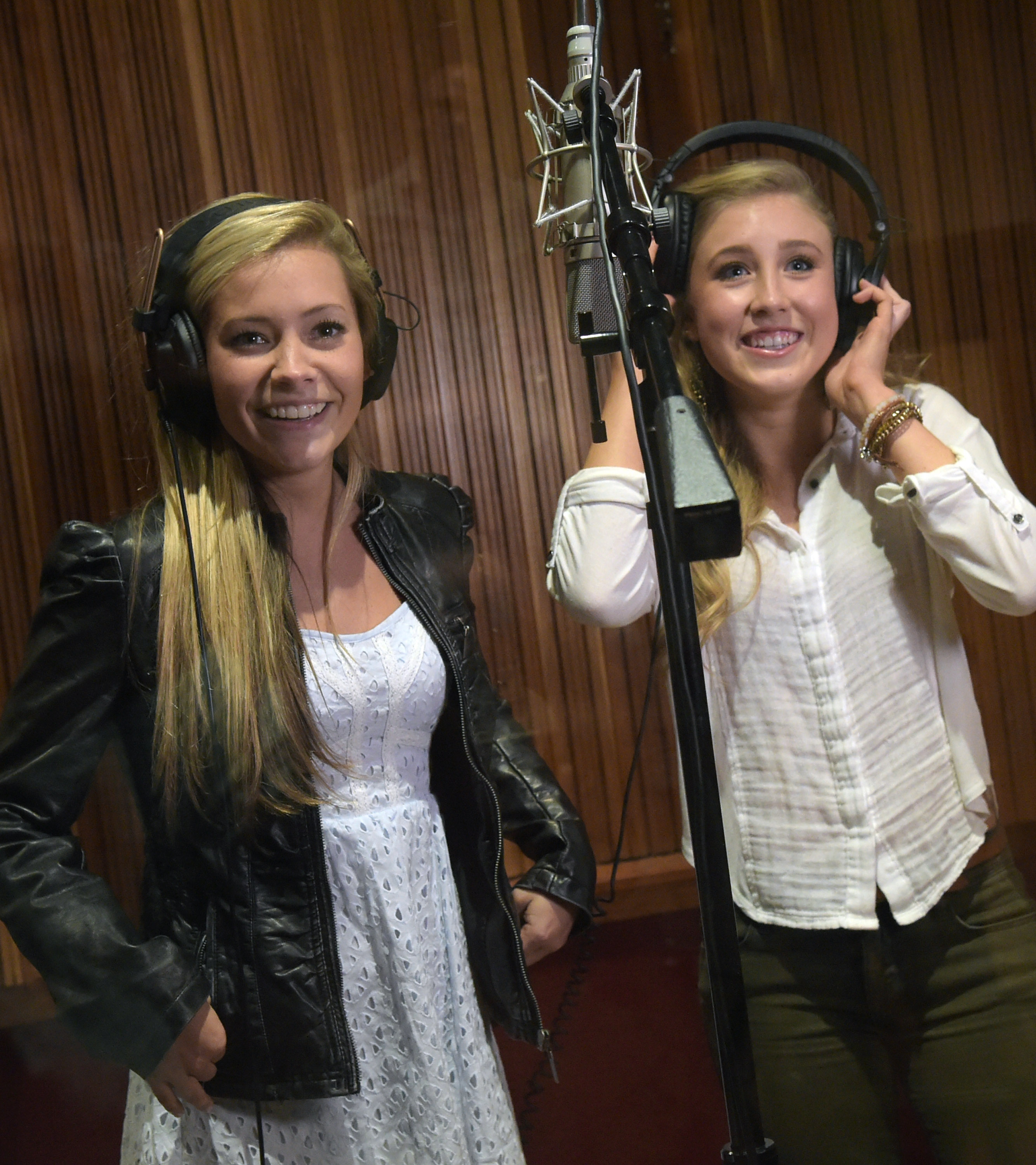 458575950 NASHVILLE, TN - SEPTEMBER 22: Singers/Songwriters Maddie & Tae record their self-titled debut EP with producer Dann Huff at Blackbird Studio on September 22, 2014 in Nashville, Tennessee. (Photo by Rick Diamond/Getty Images)