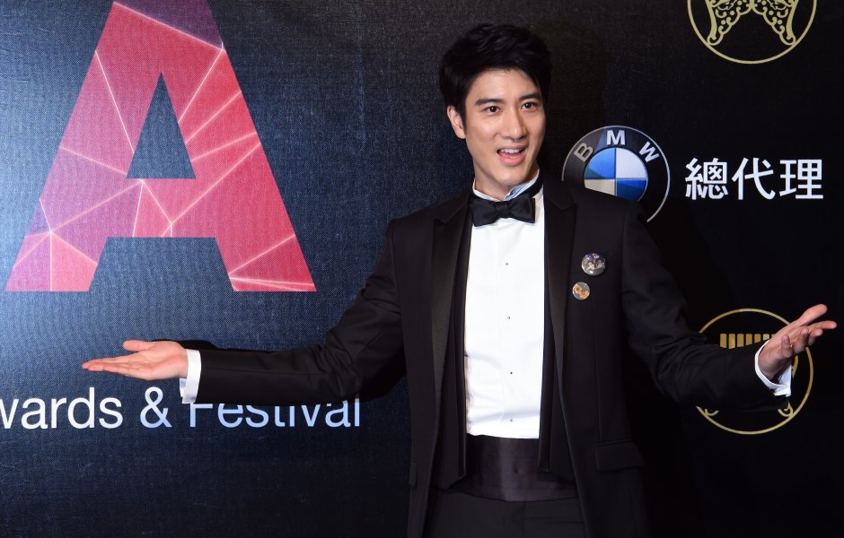 478737016 Taiwan-Amercian singer Wang Leehom arrives at the 26th Golden Melody Awards in Taipei on June 27, 2015. Singers, songwriters and composers from Taiwan, China, Hong Kong, Singapore and Malaysia competed in more than 20 categories at the 26th edition of the awards. AFP PHOTO / Sam Yeh (Photo credit should read SAM YEH/AFP via Getty Images)