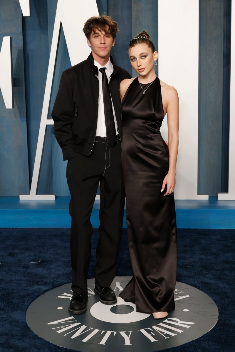 1388116568 BEVERLY HILLS, CALIFORNIA - MARCH 27: (L-R) Tucker Pillsbury and Emma Chamberlain attend the 2022 Vanity Fair Oscar Party hosted by Radhika Jones at Wallis Annenberg Center for the Performing Arts on March 27, 2022 in Beverly Hills, California. (Photo by Frazer Harrison/Getty Images)
