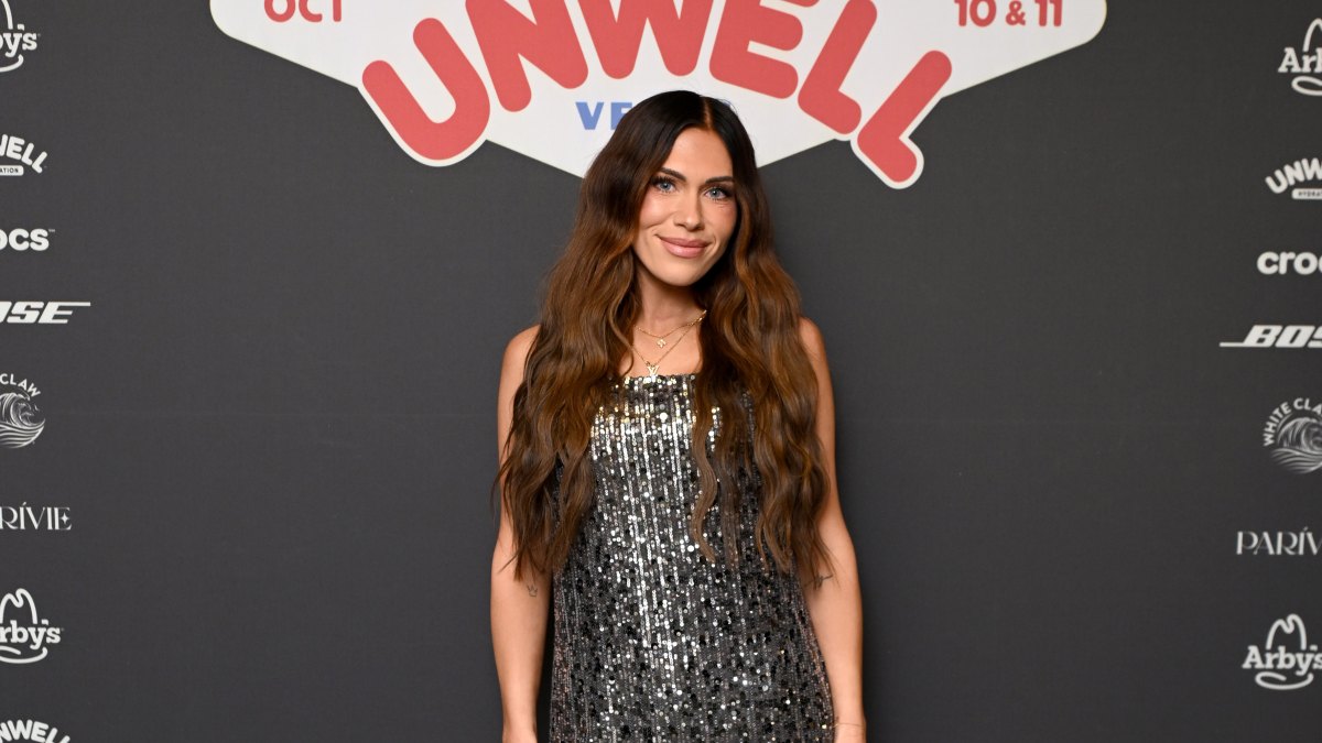 2240357670 LAS VEGAS, NEVADA - OCTOBER 11: Jessi Ngatikaura attends Unwell Las Vegas at The Cosmopolitan of Las Vegas on October 11, 2025 in Las Vegas, Nevada. (Photo by Vivien Killilea/Getty Images for Unwell Expo)