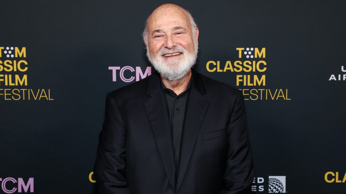 2212040810 HOLLYWOOD, CALIFORNIA - APRIL 25: (EDITORS NOTE: The jacket in this image has been retouched) Rob Reiner attends the screening of "Misery" during the 2025 TCM Classic Film Festival at TCL Chinese Theatre on April 25, 2025 in Hollywood, California. (Photo by Jesse Grant/Getty Images for TCM)