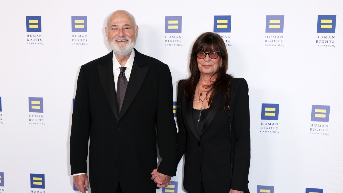 LOS ANGELES, CALIFORNIA - MARCH 22: (L-R) Rob Reiner and Michele Reiner attend Human Rights Campaign's 2025 Los Angeles Dinner at Fairmont Century Plaza on March 22, 2025 in Los Angeles, California. (Photo by Matt Winkelmeyer/Getty Images for Human Rights Campaign)