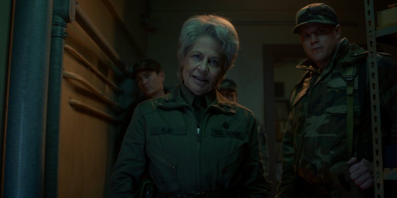 STRANGER THINGS: SEASON 5. Linda Hamilton as Dr. Kay in Stranger Things: Season 5. Cr. COURTESY OF NETFLIX © 2025