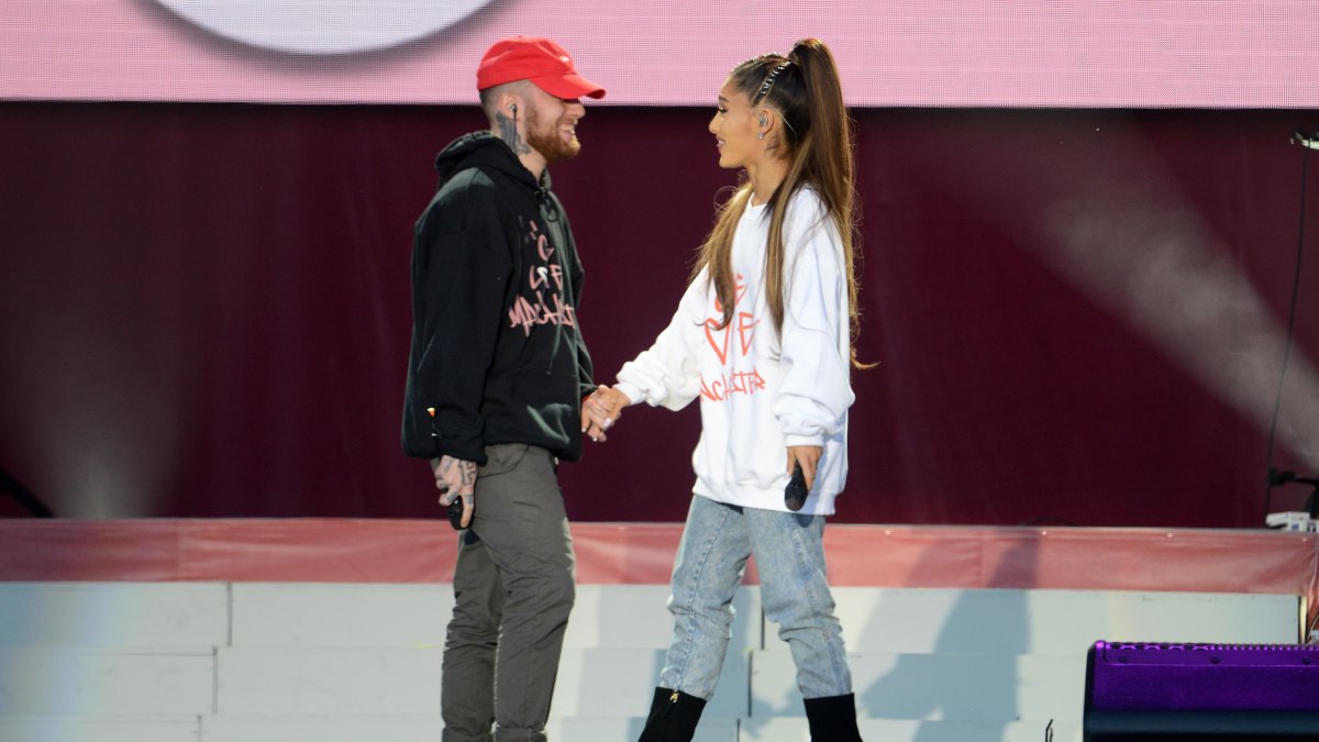 692629924 MANCHESTER, ENGLAND - JUNE 04: NO SALES, free for editorial use. In this handout provided by 'One Love Manchester' benefit concert (L) Mac Miller and Ariana Grande perform on stage on June 4, 2017 in Manchester, England. Donate at www.redcross.org.uk/love (Photo by Getty Images/Dave Hogan for One Love Manchester)