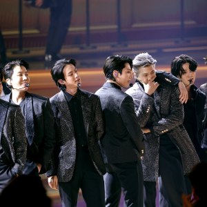 1389384322 LAS VEGAS, NEVADA - APRIL 03: BTS perform onstage during the 64th Annual GRAMMY Awards at MGM Grand Garden Arena on April 03, 2022 in Las Vegas, Nevada. (Photo by Matt Winkelmeyer/Getty Images)
