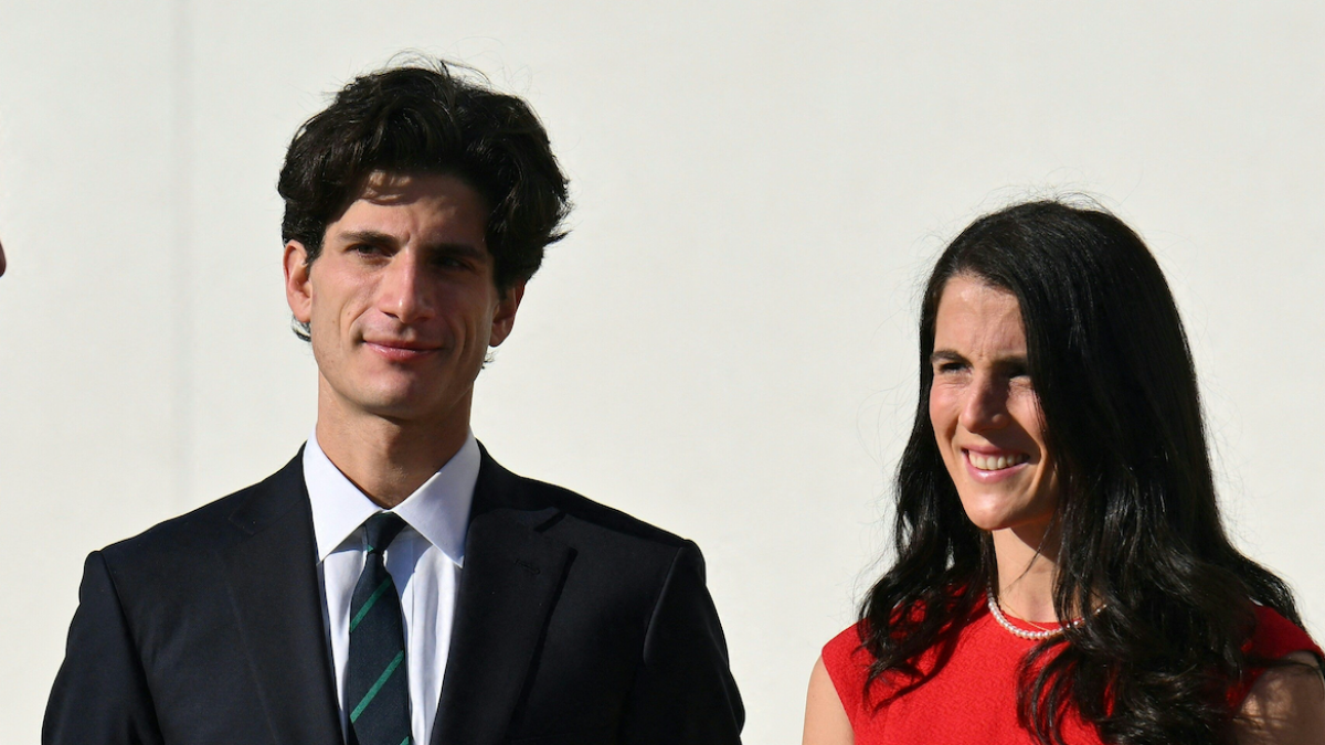 1245306873Britain's Prince William, Prince of Wales, is welcomed by US Ambassador to Australia, Caroline Kennedy (R), Jack Kennedy Schlossberg (2nd L) and Tatiana Kennedy Schlossberg to the John F. Kennedy Presidential Library and Museum in Boston, Massachusetts, December 2, 2022. (Photo by ANGELA WEISS / AFP) (Photo by ANGELA WEISS/AFP via Getty Images)