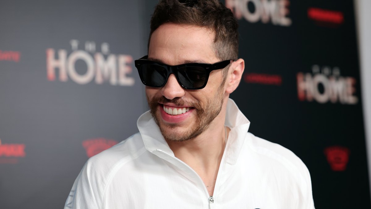 2226567136 pete davidson at the home premiere