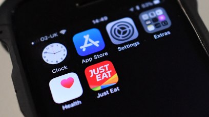 894850540 tech devices app store smartphone