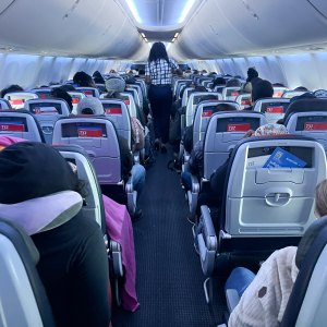 2181013792 Skip the Upgrade Fee: How to Create Your Own First-Class Flight Experience for the Price of Economy
