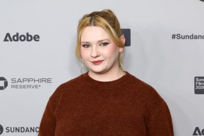 2258766240 abigail breslin little miss sunshine cast