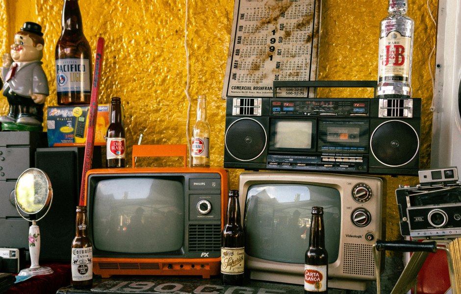 vintage tv retro tech boombox