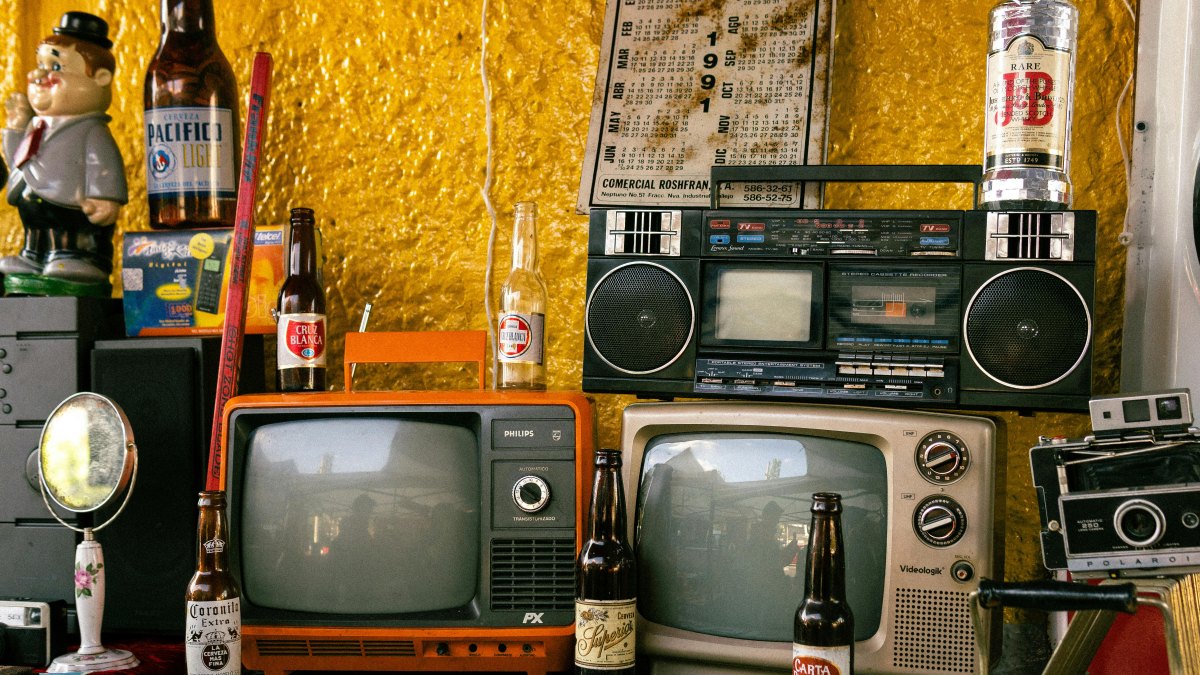 vintage tv retro tech boombox