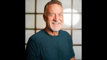 HomeTeams caregiving app helping families coordinate care tasks