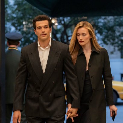 FX's Love Story: John F. Kennedy Jr. & Carolyn Bessette -- "I Love You" -- Season 1, Episode 4 (Airs Thurs., February 19) -- Pictured: (l-r) Paul Anthony Kelly as John F. Kennedy Jr., Sarah Pidgeon as Carolyn Bessette. CR: FX