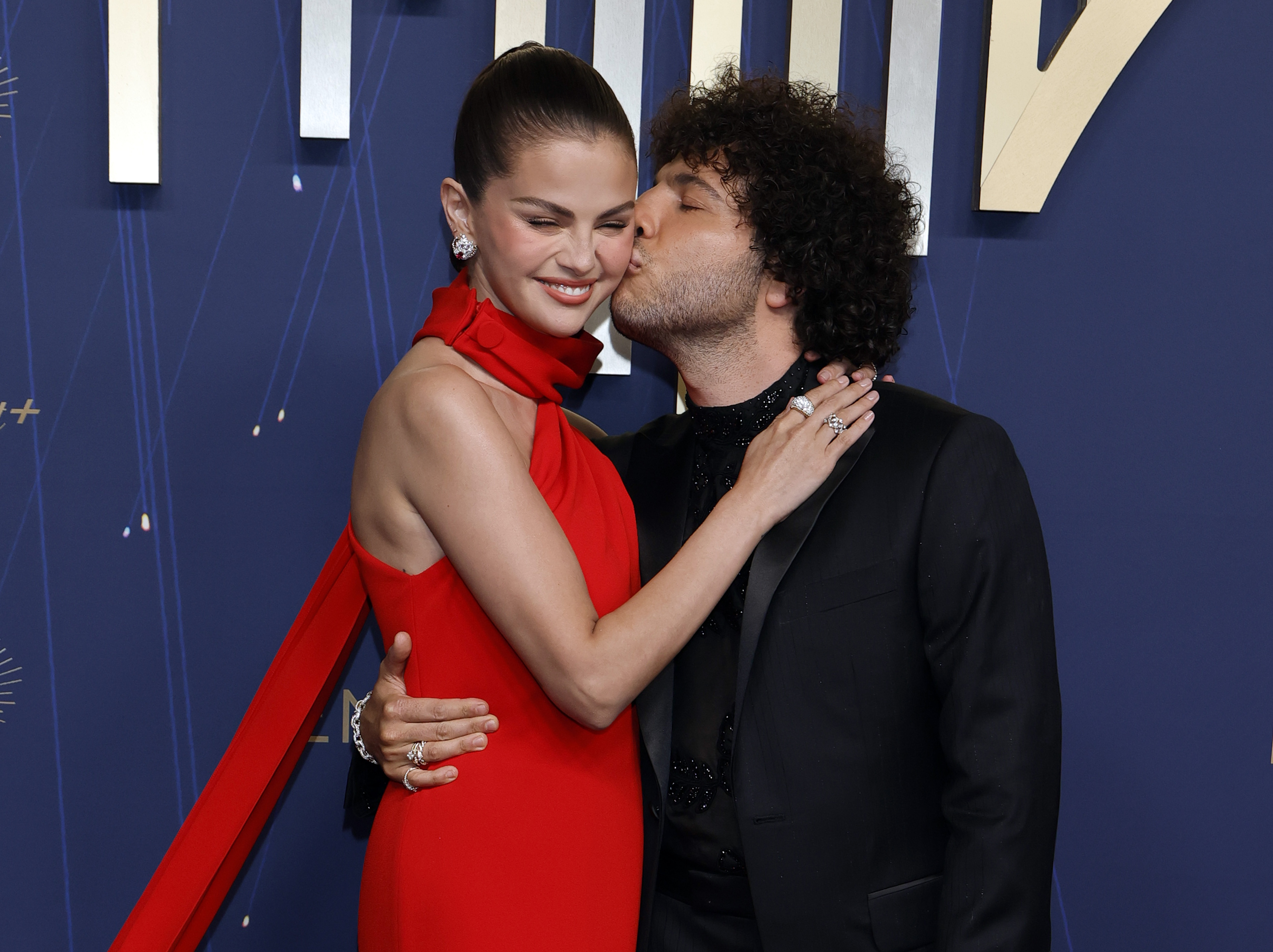 2235450257 Selena Gomez Gets Candid About Love, Mental Health and Taylor Swift on New Podcast