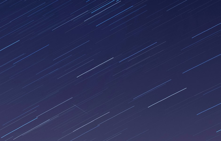 LONDON, ENGLAND - APRIL 21: (EDITORS NOTE: Multiple exposures were combined in camera to produce this image.) A meteor crosses the sky illuminated under the stars on a clear night on April 21, 2020 in London, England. The clear skies created by the New Moon coincide with the Lyrid meteor shower, an annual display caused by the Earth passing through a cloud of debris from a comet called C/186 Thatcher. (Photo by Simon Robling/Getty Images)