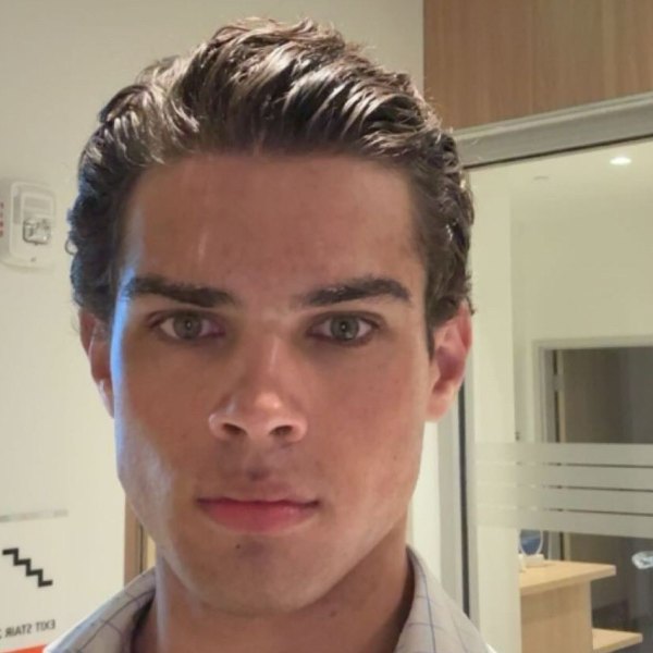 looksmaxxing-influencer-clavicular-braden-peters