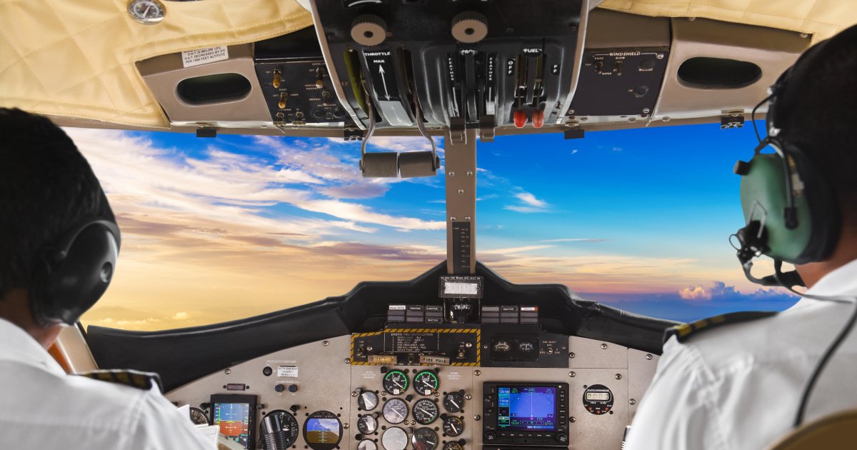 What Started as Pilots Meowing on the Radio Turned Into a Viral Moment—and an FAA Investigation