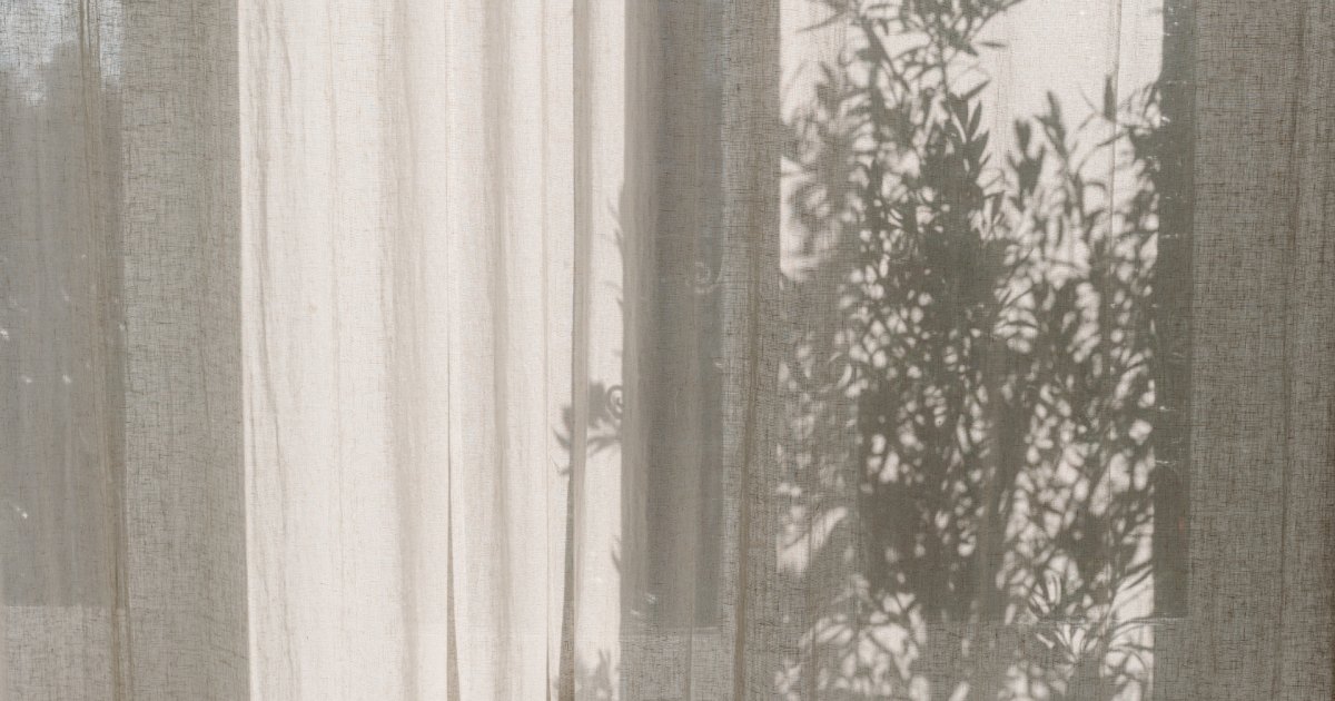 How Linen Curtains Shape Light and Everyday Living